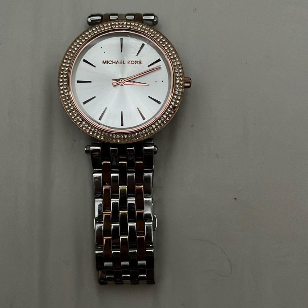 Michael Kohrs watch! Needs a battery and some work done.
